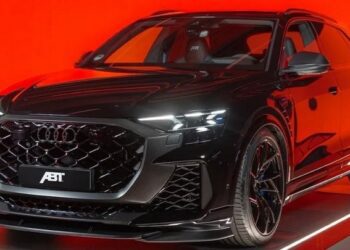 Понад 700 сил і яскравий дизайн: дебютував екстремальний заряджений кросовер Audi (ФОТО)