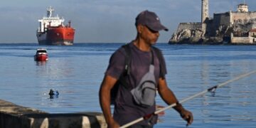 Росія наважилась постачати Кубі нафту, попри погрози Трампа – ЗМІ