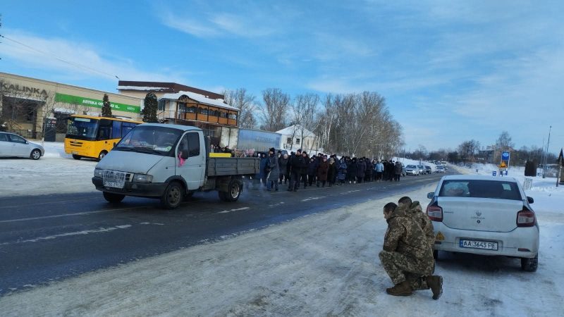 Коровинська громада провела в останню путь Захисника України Сергія Никоненка
