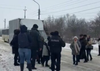 Медики Недригайлова через блекаут і борги по зарплаті перекрили трасу «Суми–Київ»