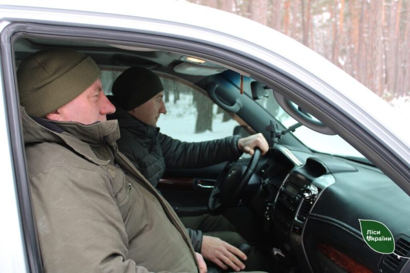Оперативна рейдова група на Сумщині затримала три групи браконьєрів
