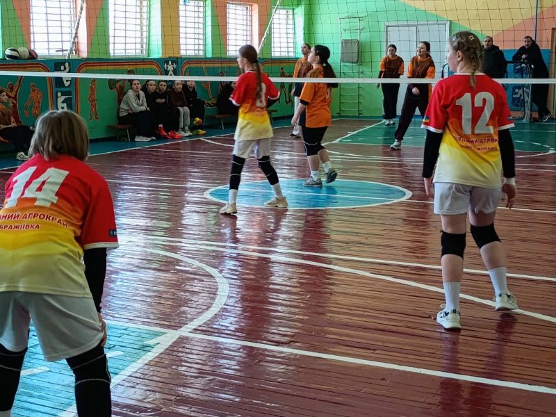 Переможцями ІІ етапу змагань &ldquo;Пліч-о-пліч&raquo; Всеукраїнські шкільні ліги&rdquo; з волейболу стали дівчата з Воронежу