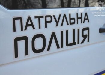 П’яного водія, позбавленого права керування, зупинили вночі сумські патрульні