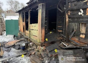 Пожежа у Кролевці: через сварку чоловік підпалив будинок знайомого + Фото