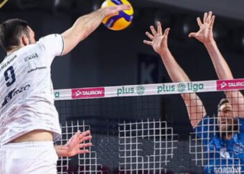 Проєкт Варшава осоромився вдома та подарував перемогу суперникам Кажанів