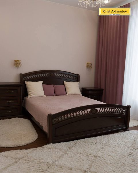 Рінат Ахметов подарував Віталію Шумею на день народження будинок на Київщині&nbsp;