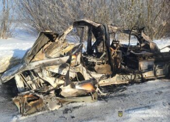 Шість годин знадобилося поліцейським Шостки, аби евакуювати тіла вбитих росіянами жителів Зноб-Новгородської громади + Відео