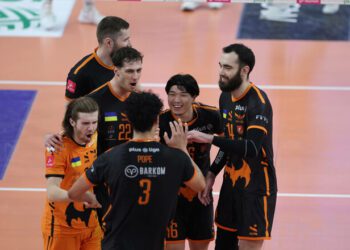 Таблиця ПлюсЛіги. Де Барком-Кажани після вражаючої перемоги?