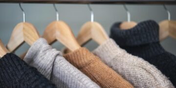 У СРСР це було в кожній шафі: бабусин лайфхак для позбавлення від вологи та затхлості