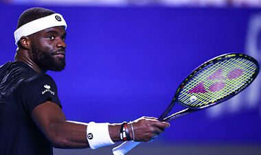 ВІДЕО. Суддя оштрафував тенісиста на матчболі та завершив поєдинок