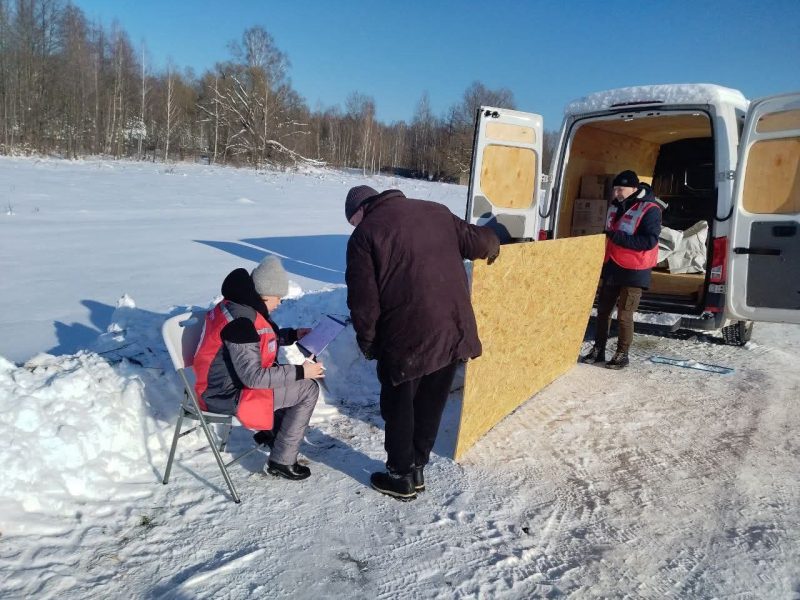 Власники шести пошкоджених сьогодні будинків у Шосткинській громаді отримали допомогу від Червоного Хреста