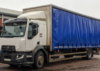 У лютому українці придбали 880 вантажівок: які марки найчастіше обирали