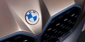 BMW будує конкурента Mercedes G-Class – ЗМІ