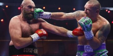 Усик прокоментував можливість третього бою з Ф’юрі