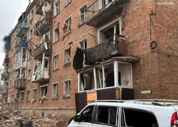 Ворог завдав удару керованими авіабомбами по Глухівській громаді, – голова ОВА Олег Григоров