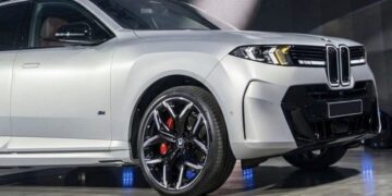 BMW випадково показала, якими будуть майбутні X5 та 7 Series (ФОТО)