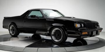 На аукціон виставили єдиний в історії спортивний пікап Buick на 470 сил (ФОТО)