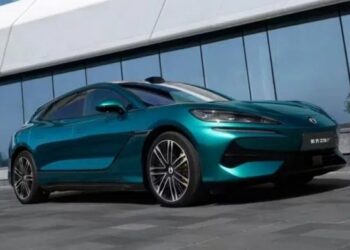 Перший електромобіль із запасом ходу більше 1000 км: представили оновлену Denza Z9 GT (ФОТО)