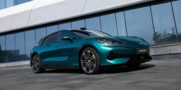 Перший електромобіль із запасом ходу більше 1000 км: представили оновлену Denza Z9 GT (ФОТО)