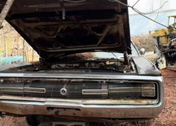 Зібраний вручну: на звалищі виявили унікальний американський прототип 70-х (ВІДЕО)