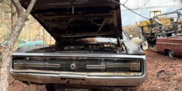 Зібраний вручну: на звалищі виявили унікальний американський прототип 70-х (ВІДЕО)
