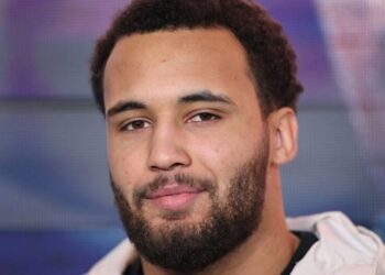 Ітаума поставив під сумнів титульний статус бою Усика з Верховеном