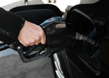 У США ціни на пальне злетіли до максимуму