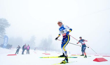 Лижні гонки. Падіння Діггінс в прощальній гонці, перемога Сундлінг