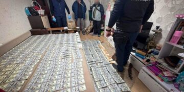 На Сумщині керівництво медзакладу “відмило” 4,7 млн грн на фіктивному лікуванні вигаданих пацієнтів 