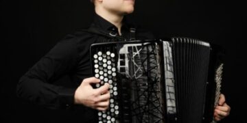 Шосткинський музикант дасть концерт та проведе майстер-клас на Кіпрі