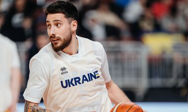 ВІДЕО. Збірна України прибула в Ов'єдо на другий матч відбору ЧС з Іспанією