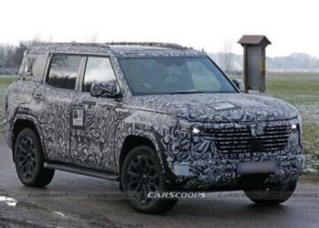 Довгоочікуваний недорогий позашляховик Mitsubishi помітили на тестаз (ФОТО)