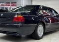 Розкіш із 90-х: в Україну привезли раритетний заводський лімузин BMW (ФОТО)