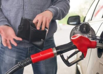 Ціни на пальне злетіли: скільки коштує бензин і дизель у США, Німеччині та Польщі