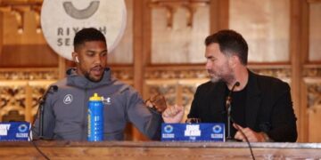 Команда Джошуа планує проміжний поєдинок перед Ф’юрі