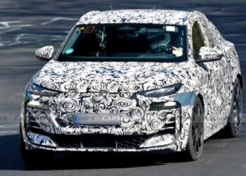 Audi готує RS Q6 з потужністю до 600 к.с. (ФОТО)