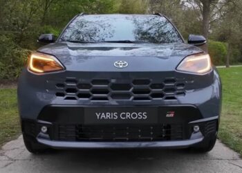 Маленький RAV4: бюджетний кросовер Toyota 2026 року показали наживо