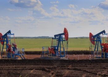 Нафтогазові доходи РФ обвалилися на 43%