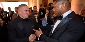 Усик відреагував на плани Джошуа щодо найближчих боїв