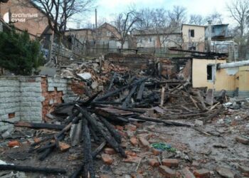 Один будинок зруйнований ущент і ремонту не підлягає, ще 10 пошкоджені: наслідки атаки БпЛА у Ромнах