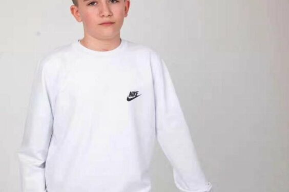 Шість днів у реанімації під апаратом ШВЛ: 16-річний Максим відновлюється після тяжкого поранення після удару по ТЦК у Сумах