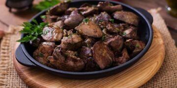 Додаю лише одну дрібку: секрет ідеально ніжної курячої печінки, яка тане в роті