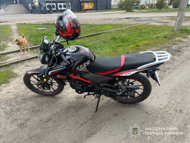 ДТП на Конотопщині: у Кролевці перекинулося авто, у Конотопі мотоцикліст збив пішохода