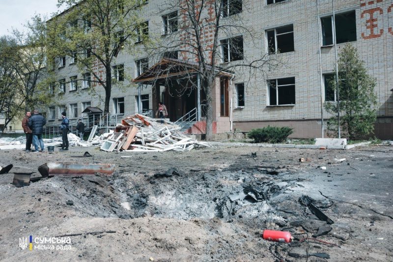 Триває ліквідація наслідків ворожої нічної атаки на місто Суми