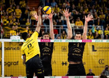 Клуб капітана збірної України завершив боротьбу за титул у півфіналі