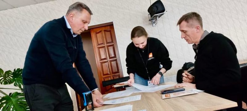 Кролевеччина посилює цифрову спроможність: громада отримала техніку від міжнародних партнерів