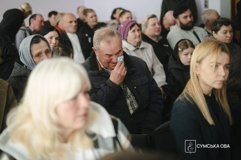 На Конотопщині родинам полеглих Героїв передали державні нагороди