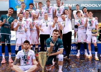 Підсумкова таблиця Суперліги. Дубль Епіцентра та перемішані аутсайдери