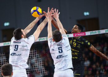 Семенюк та Гладир у півфіналі ПлюсЛіги. Дивитись онлайн. LIVE-трансляція