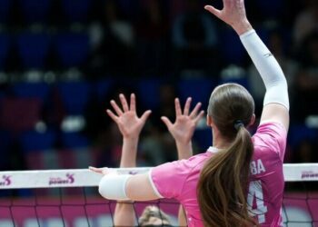 Шалений камбек. Українка допомогла парижанкам перемогти у півфіналі ЧФ